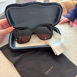 Gucci Black Oversized Sunglasses